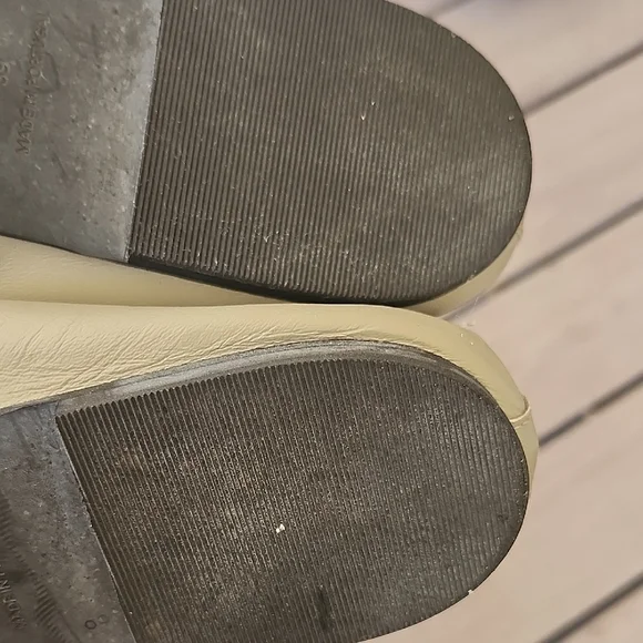 Pilcro cream Grey Square-Toe Leather Ballet Flats - Picture 6 of 9